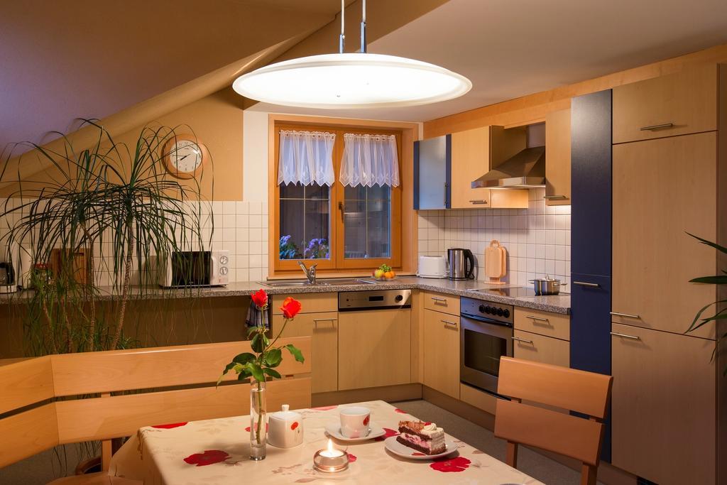 Appartment Hammerer Schwarzenberg im Bregenzerwald Szoba fotó